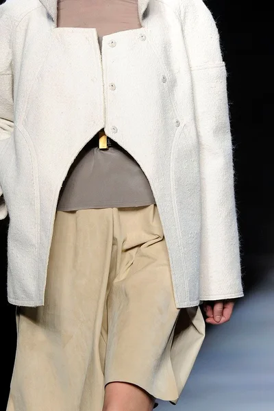 Look 8